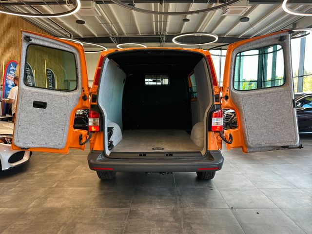 MYAUTOCENTER – Gebraucht- und Jahreswagen mit Werkstattservice in Pfaffenhofen Volkswagen T5 Transporter Kasten *AHK*SitzHZ*StandHZ*Klima*