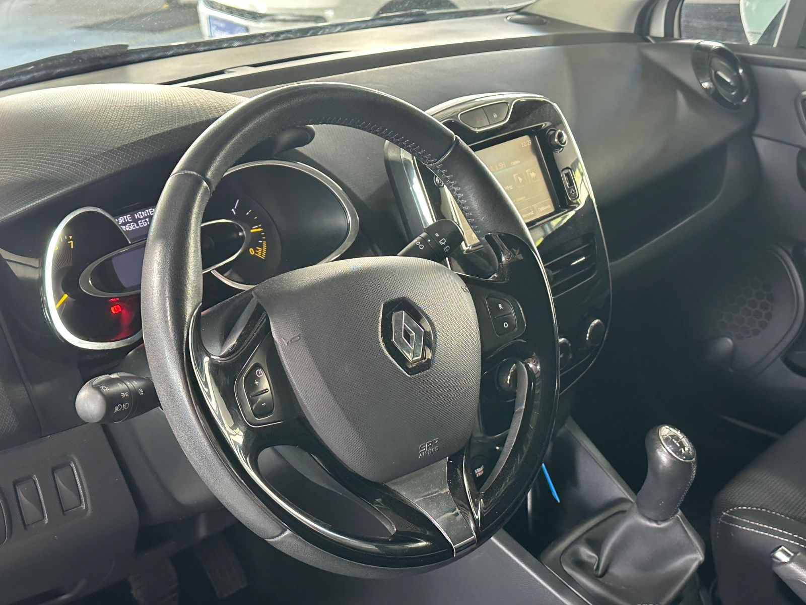 Clio IV Dynamique*NAVI*KLIMA*2.HD*ALLWE.*BLUET*H