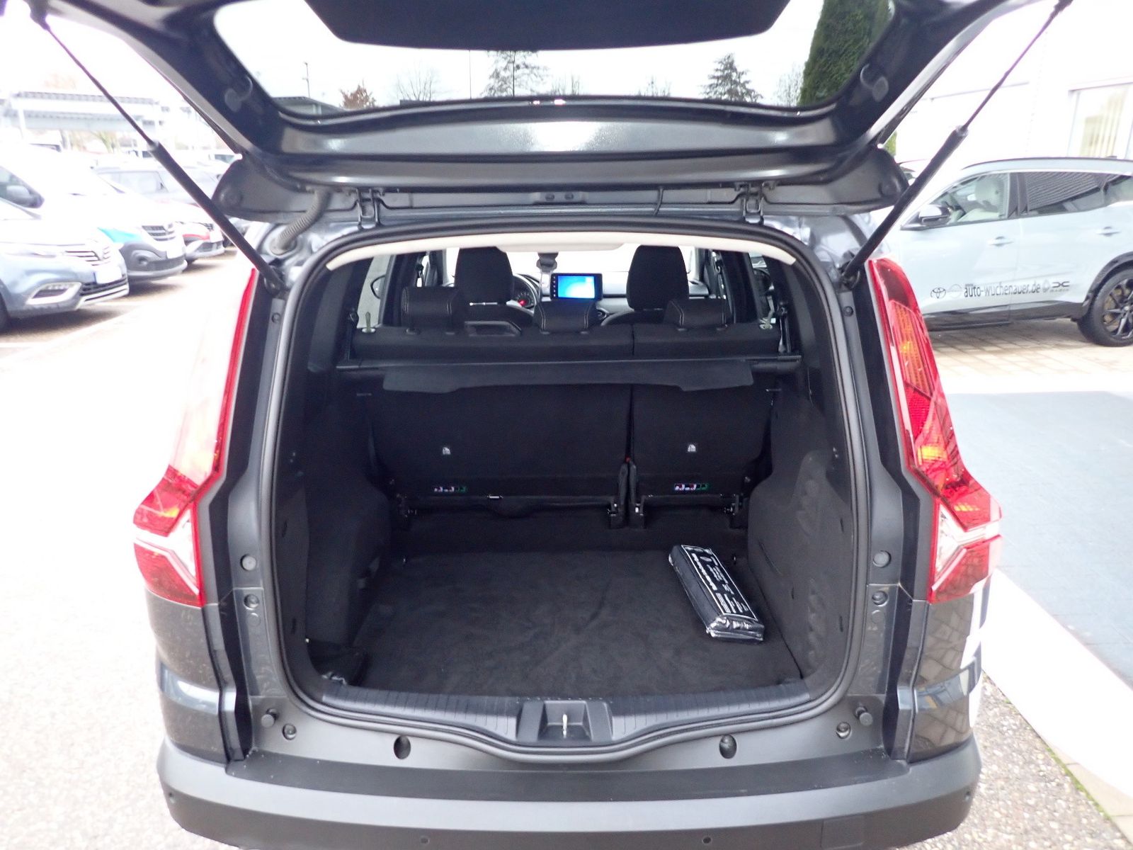 Fahrzeugabbildung Dacia Jogger Comfort TCe 100 ECO-G