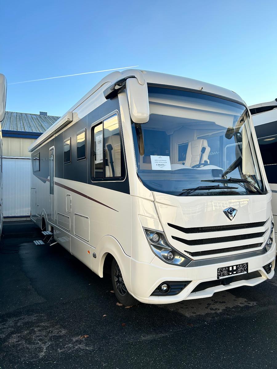 Concorde Carver Diamond 890 RRL