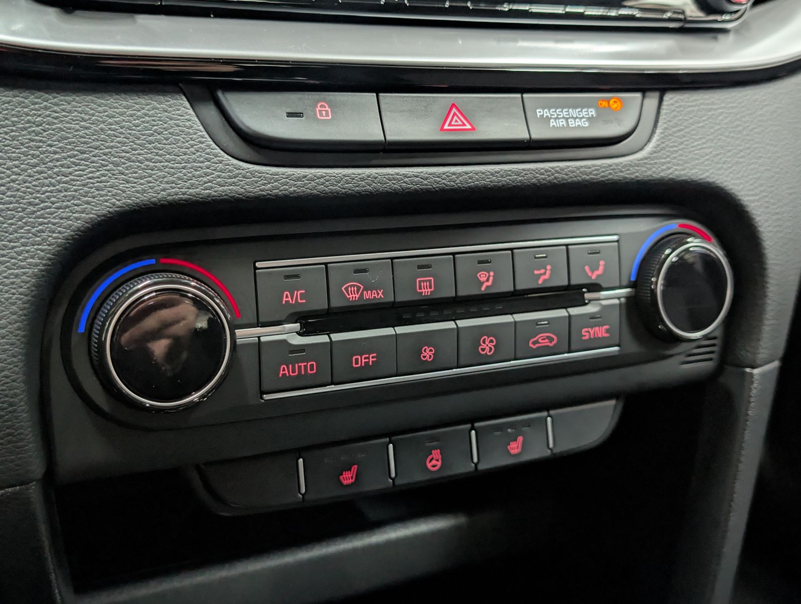 Fahrzeugabbildung Kia cee'd / Ceed 1.5 T-GDI Ultimate Style-Pk SCC JBL