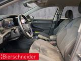 Volkswagen Golf 8 2.0 TDI DSG Style ACC 17 NAVI SHZ DAB - Volkswagen Golf mit Diesel-Antrieb: Limousine, 1.8