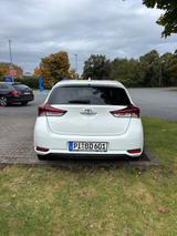Toyota Auris Comfort 1,33-l-Dual-VVT-i S/S Comfort - Toyota Auris: 1.3