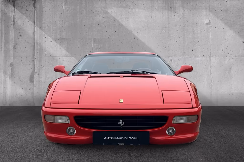 Ferrari 355 interior