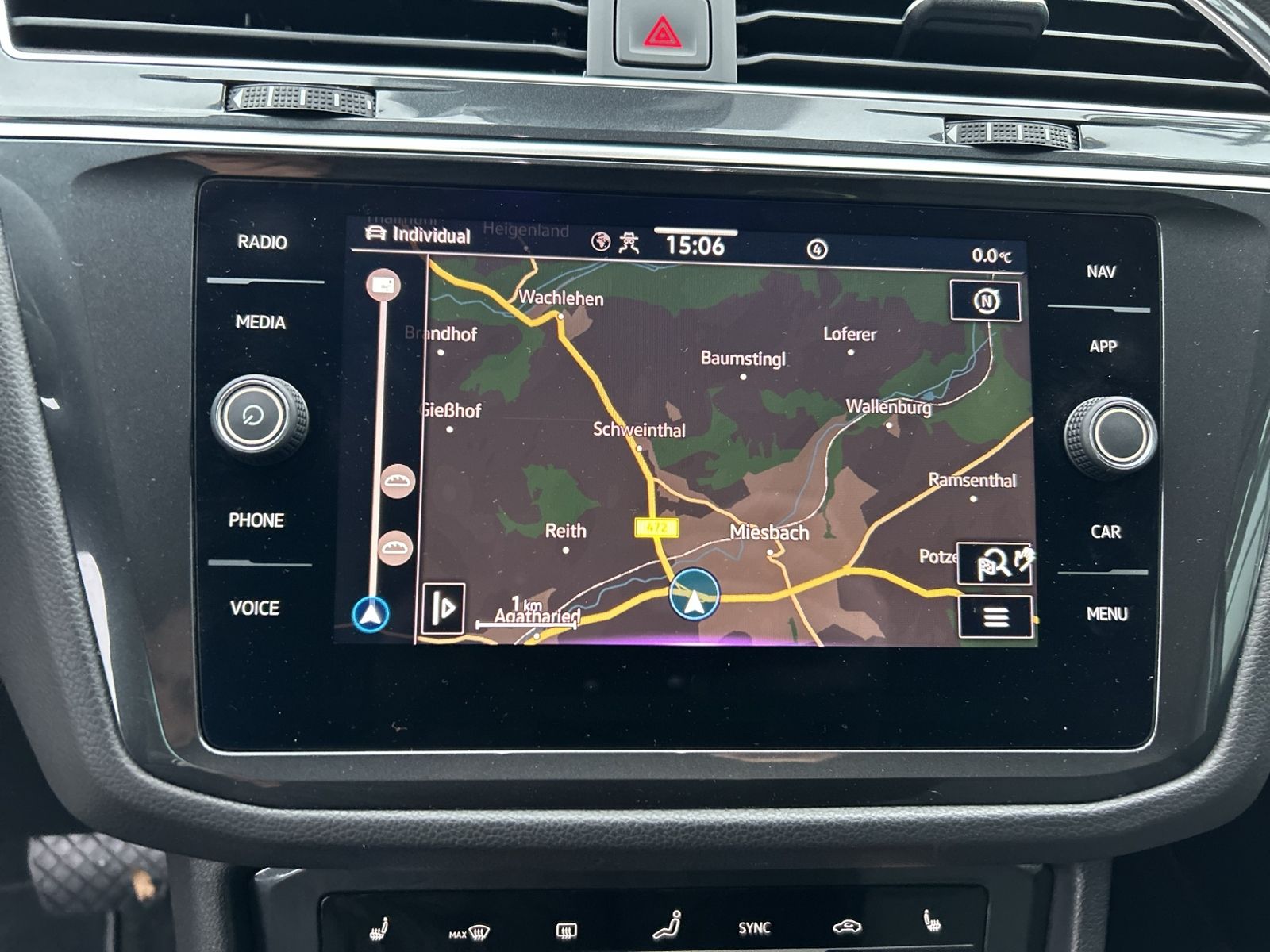 Tiguan Life 2,0 l TDI 4MOTION, AHK, IQ Light, Bu