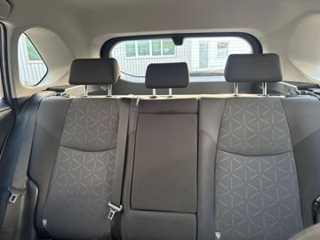 Toyota RAV 4 - 10