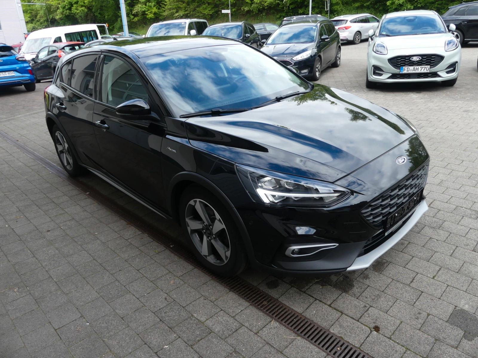 Ford Focus Lim. Active X*AHK*Panoramadach*