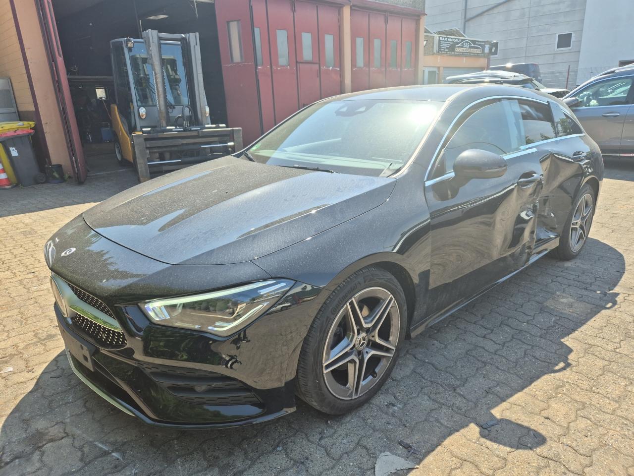 Mercedes-Benz CLA 200 Shooting Brake +LED+Navi+Wide