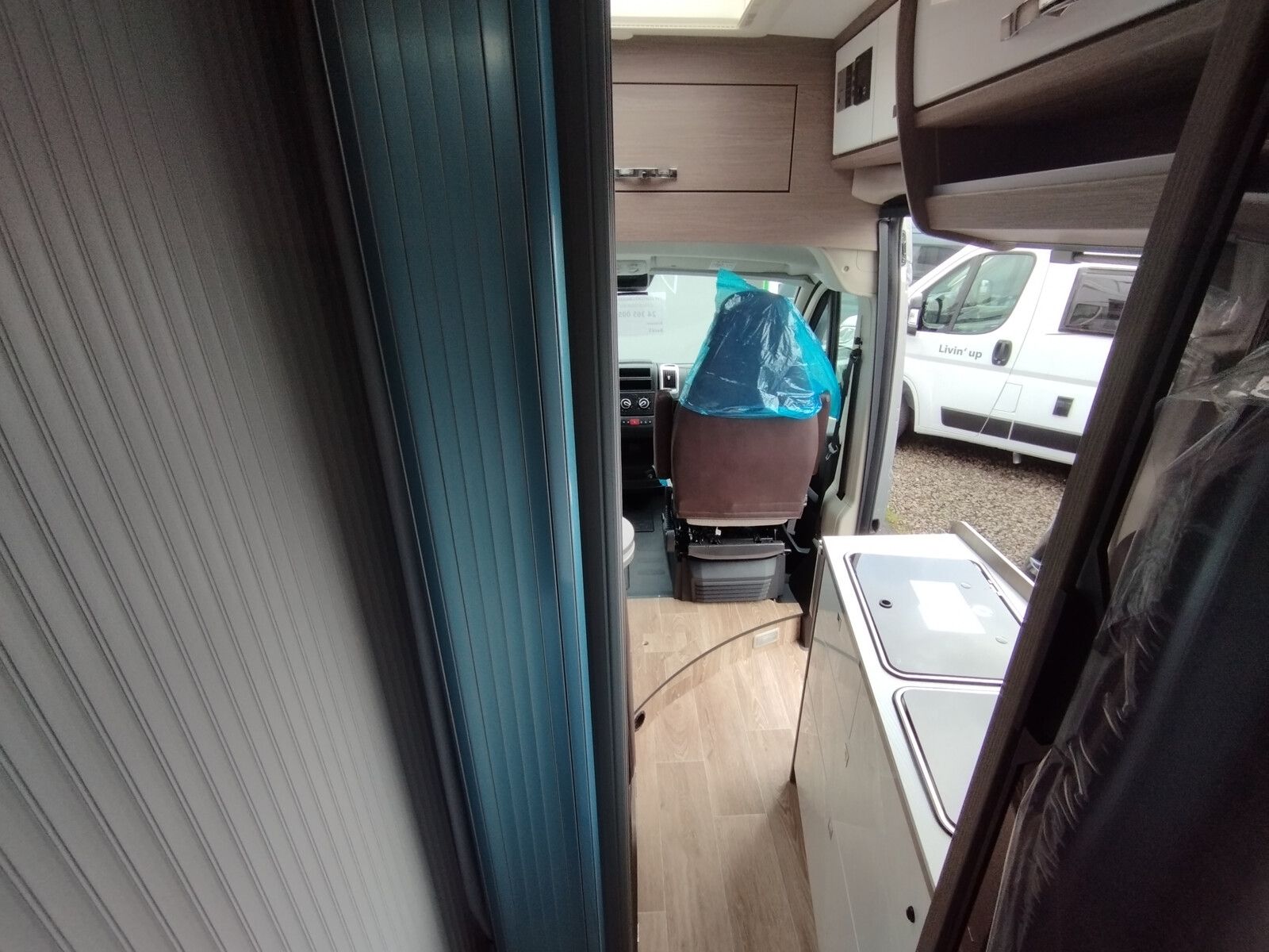 Fahrzeugabbildung Pössl Roadcruiser Revolution Citroen 165 PS Markise,RK