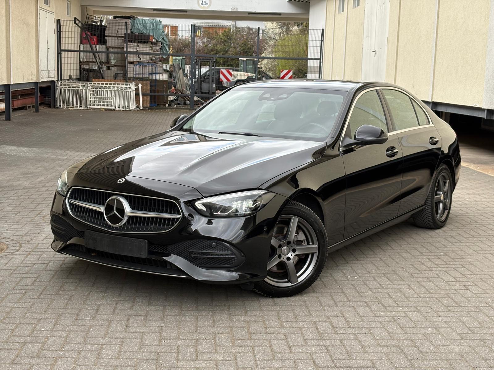 Mercedes-Benz C 220d Limousine AMBIENTE CAM SzH LER MBUX
