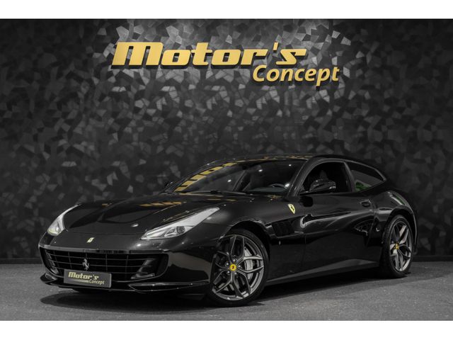 FERRARI GTC4Lusso