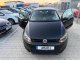 Volkswagen Polo V*Wenig Kilometer*Tüv neu*SH-gepfl. * AHK* - VW Polo Gebrauchtwagen in Augsburg