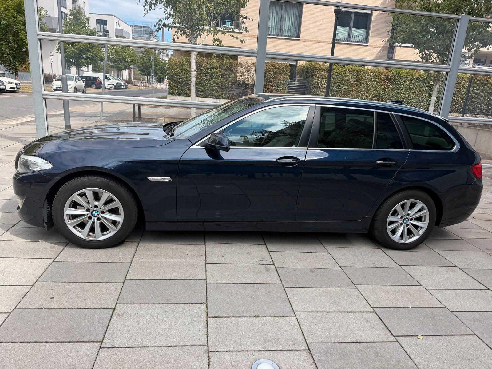 BMW 520 2011 — photo 8