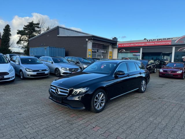 Mercedes-Benz E 220 d T-Modell Avantgarde AUTOM AHK LED 2HAND