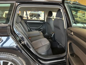 Volkswagen Passat Variant 1.6 TDI DSG *1.HAND*