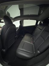 Tesla Model Y Long Range Dual Motor AWD Long Range - Tesla Model Y in Bremen