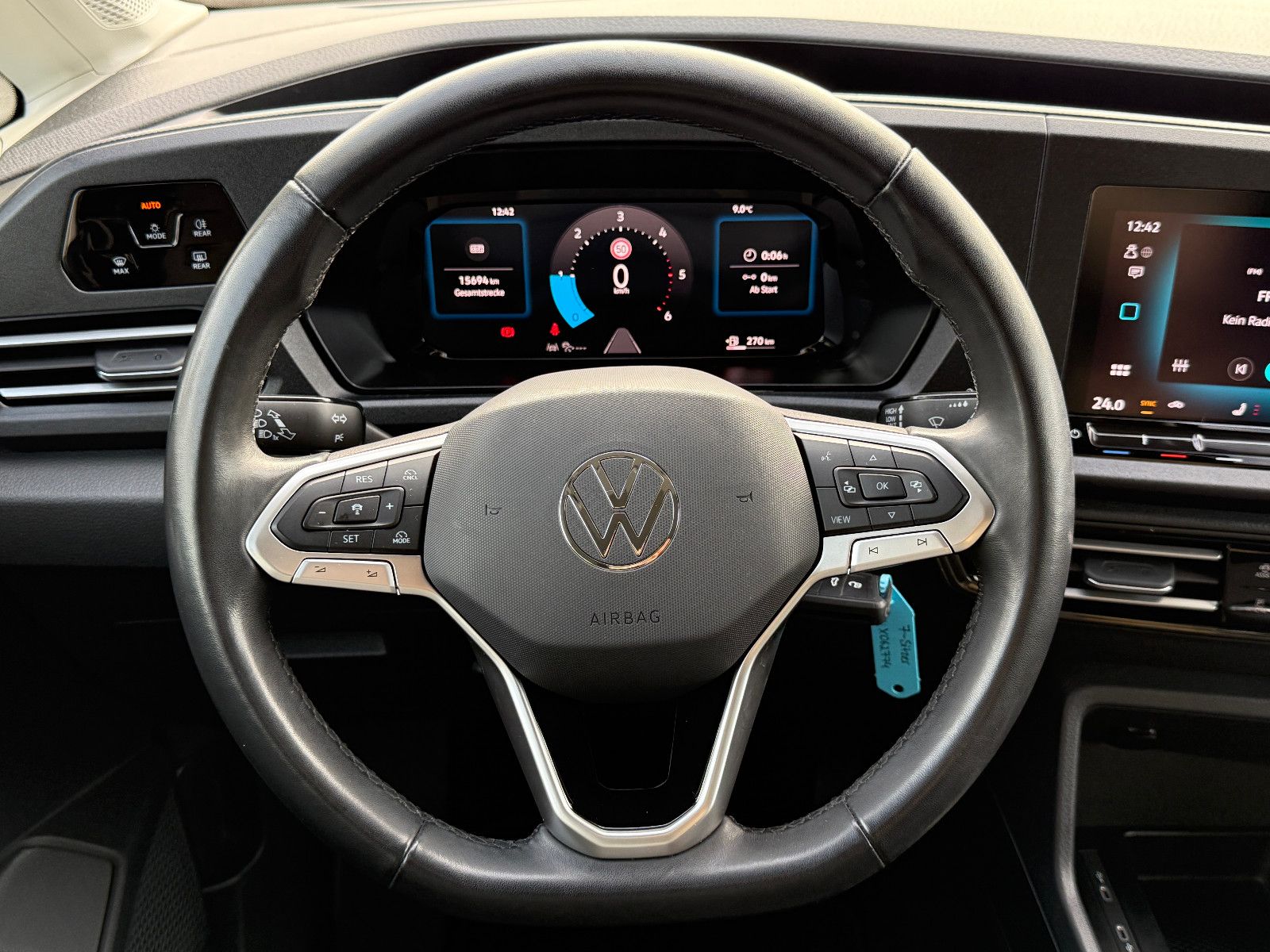 Fahrzeugabbildung Volkswagen Caddy Life Maxi 7-Sitzer ACC Blis DAB PDC SHZ