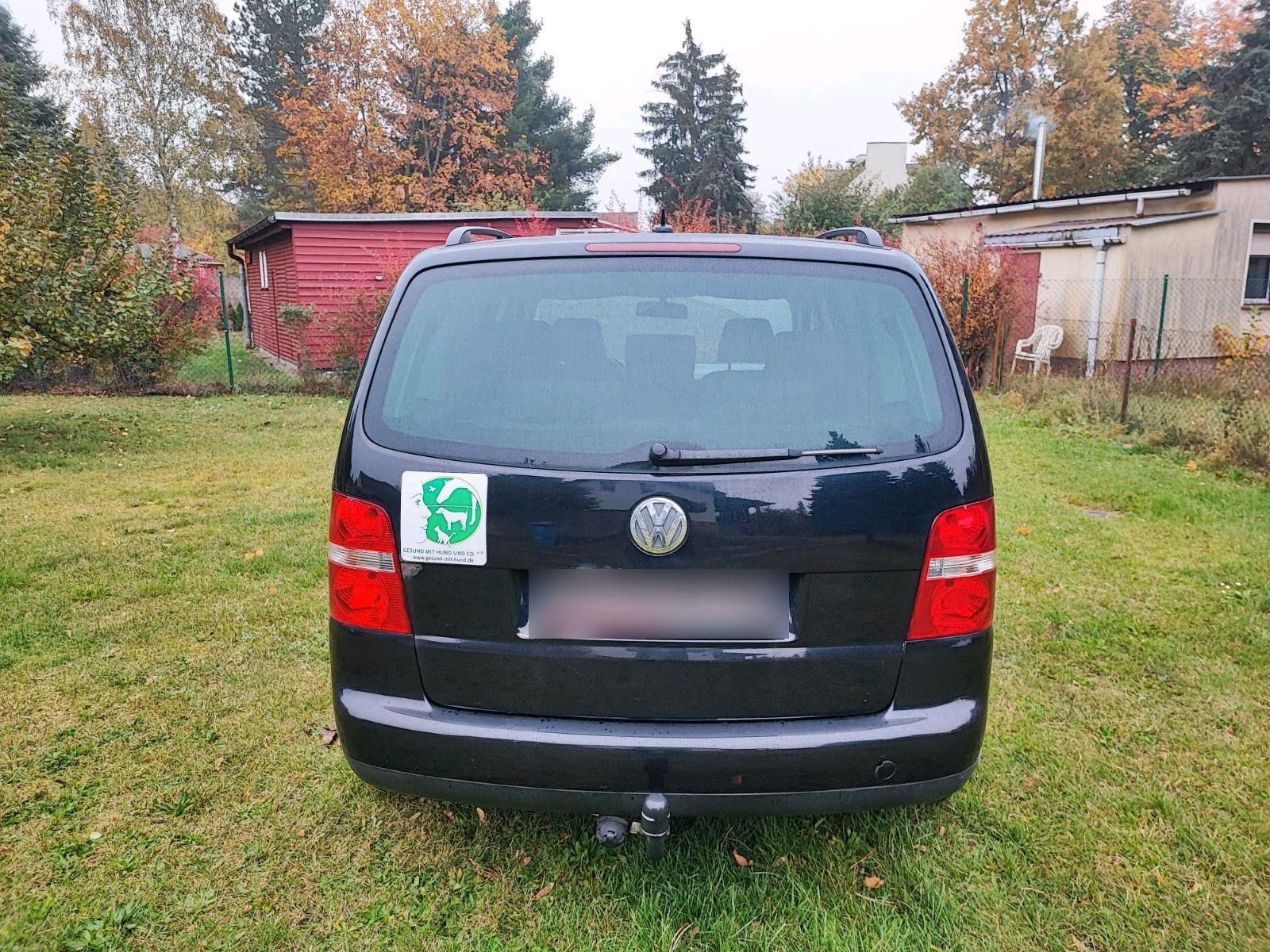 Volkswagen Touran 2006 — engine 140 HP (103kW)