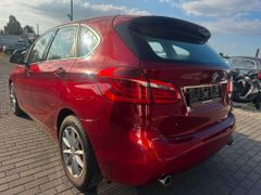 Fahrzeugabbildung BMW 220 220 d Active Tourer 1. Hand SCHECKHEFTGEPFL