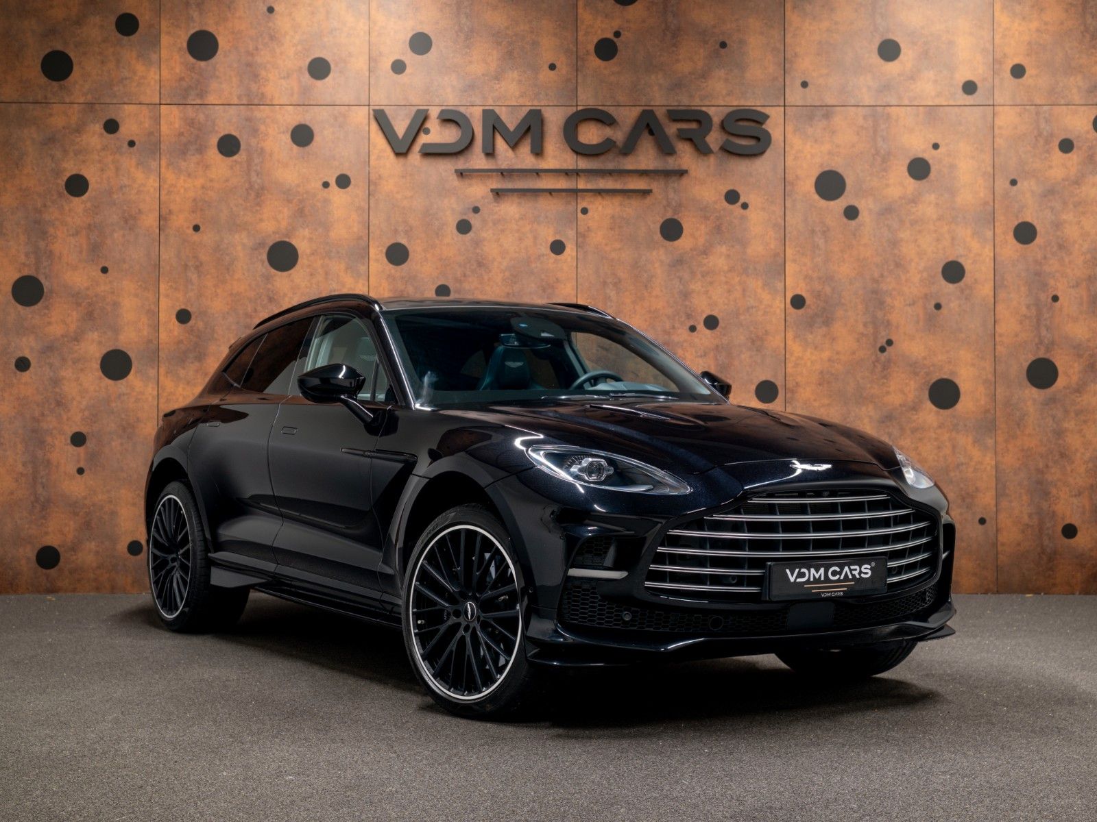 Aston Martin DBX 707 *Carbon*Sitzbelüftung*ACC*360*DesignPack foto 7