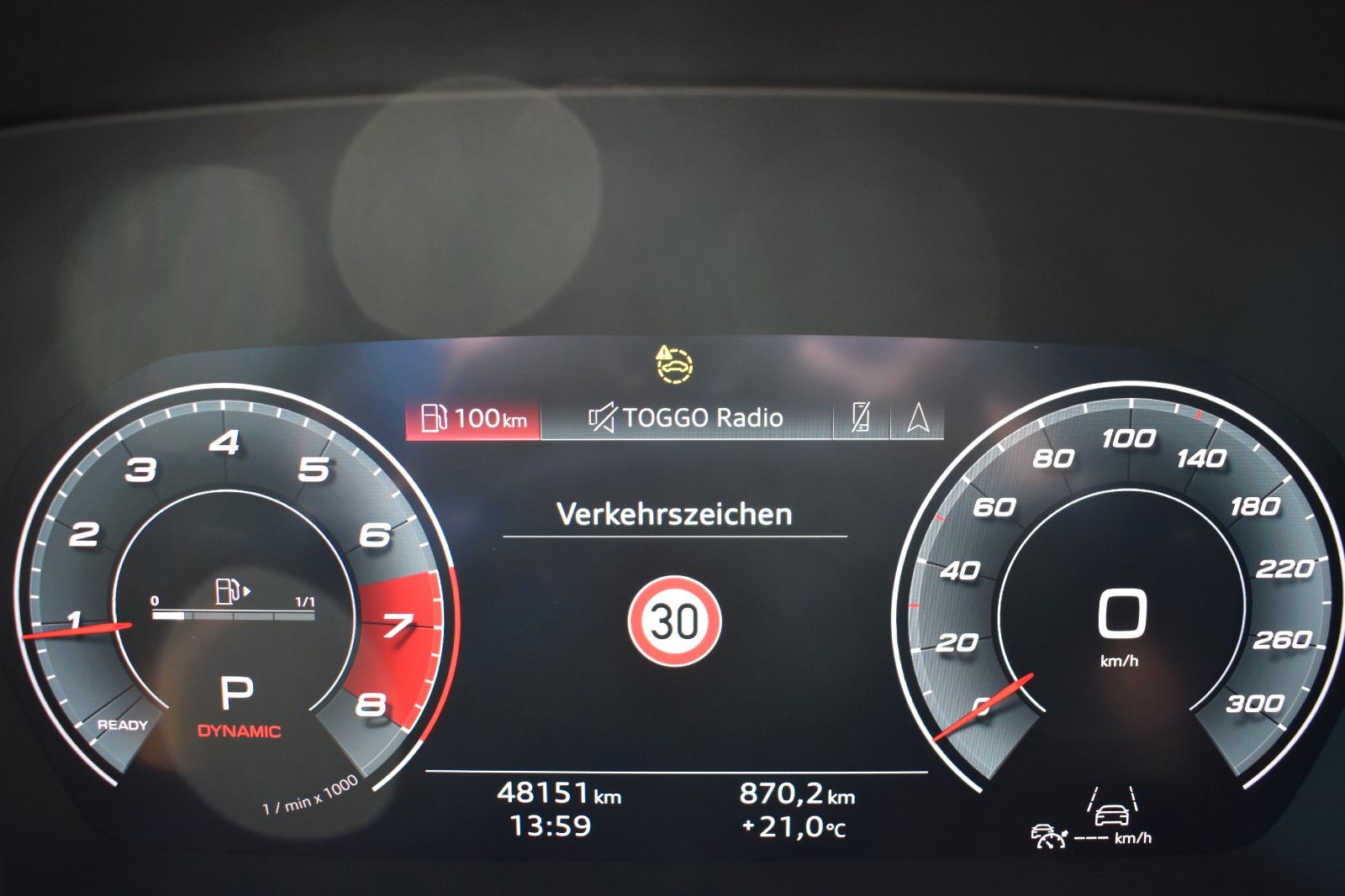 Fahrzeugabbildung Audi S3 Sportback 2.0 TFSI Quattro B&O/Virtual/LED