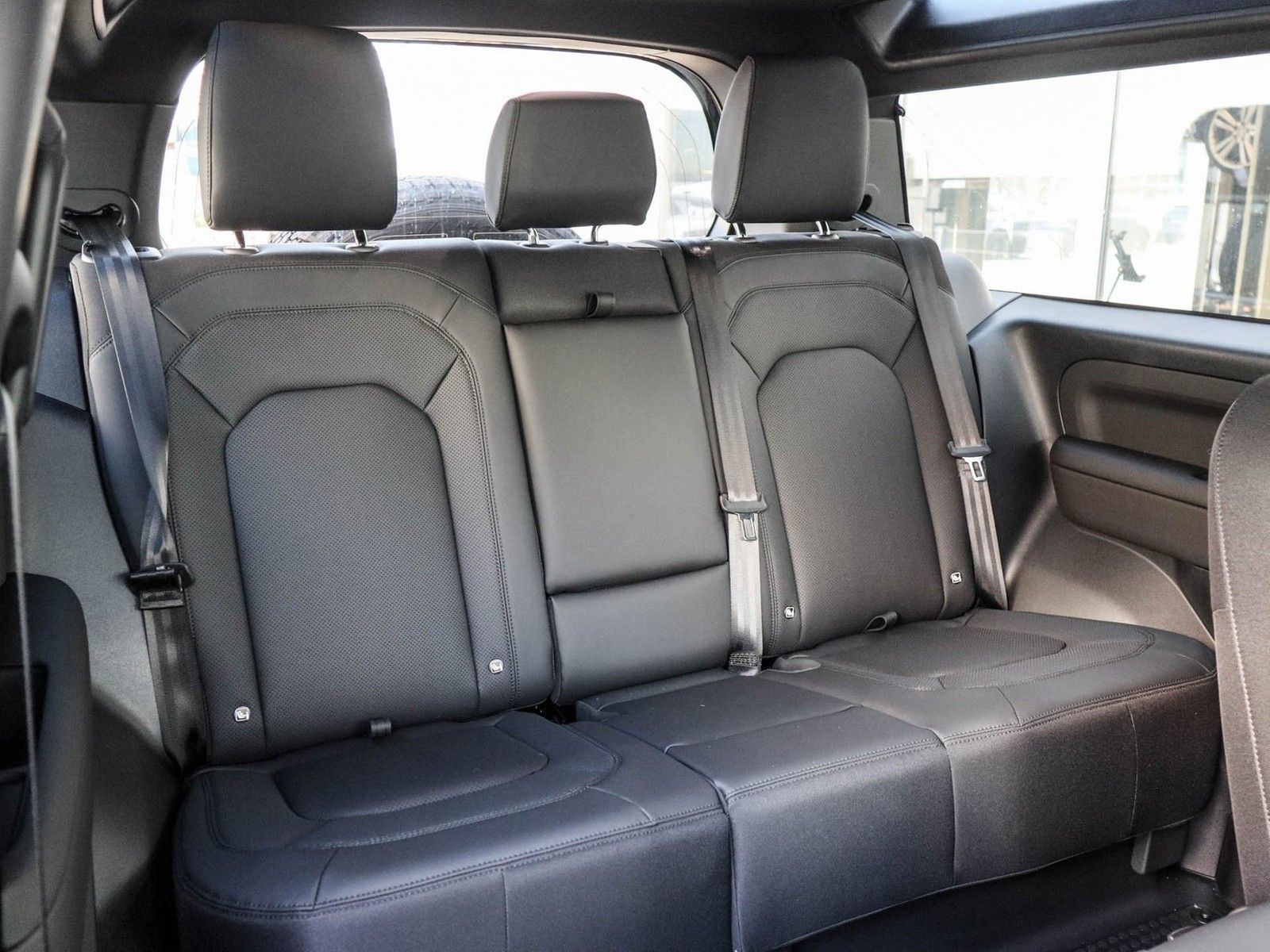 Land Rover Defender 90 S mit festen Trittbrettern 19 lM bl foto 5