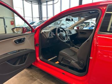 MYAUTOCENTER – Gebraucht- und Jahreswagen mit Werkstattservice in Pfaffenhofen Seat Leon SC Reference *1.Hand*TÜV 0627*AHK*