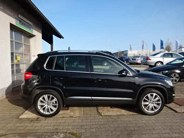 Volkswagen Tiguan 2.0 TDI LIFE DSG 4MOTION--Panoramadach