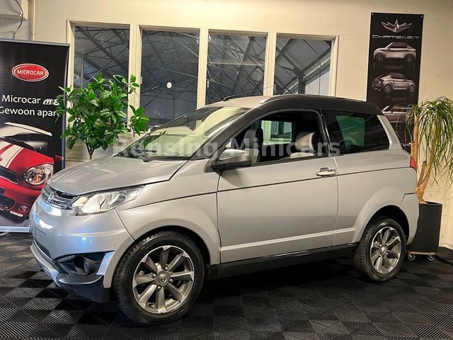 Aixam Crossover XXL Mopedauto Leichtmobile Microcar 45