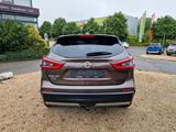 Nissan Qashqai N-Connecta 360°KAM/NAVI/KLIMA/SHZ/AHK/8x - Nissan Gebrauchtwagen von 2017