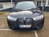 BMW iX xDrive40 - - BMW iX von privat