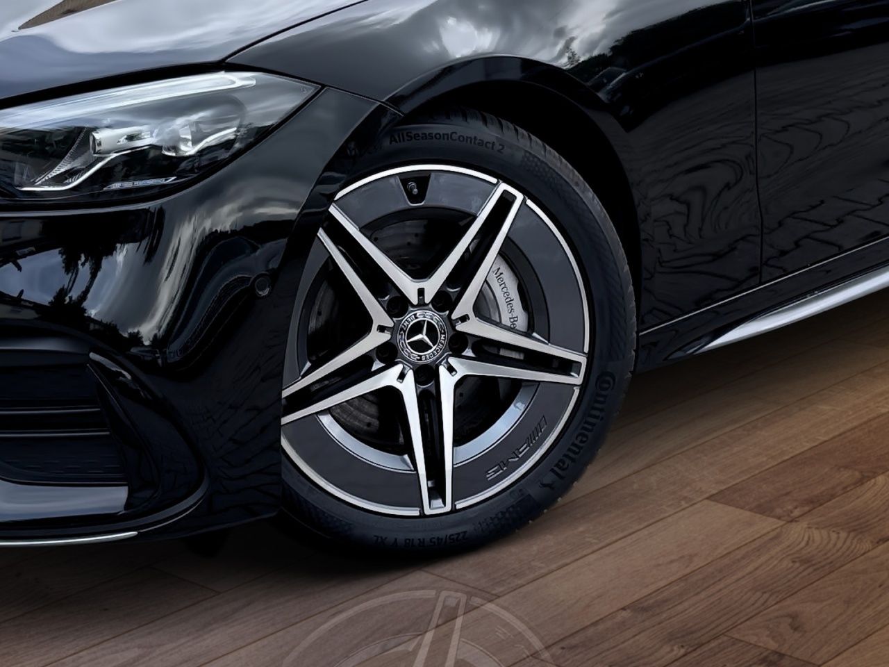 Fahrzeugabbildung Mercedes-Benz C 300 d T AMG+AHK+DISTRONIC+CARPLAY+AMBIENT+LED+