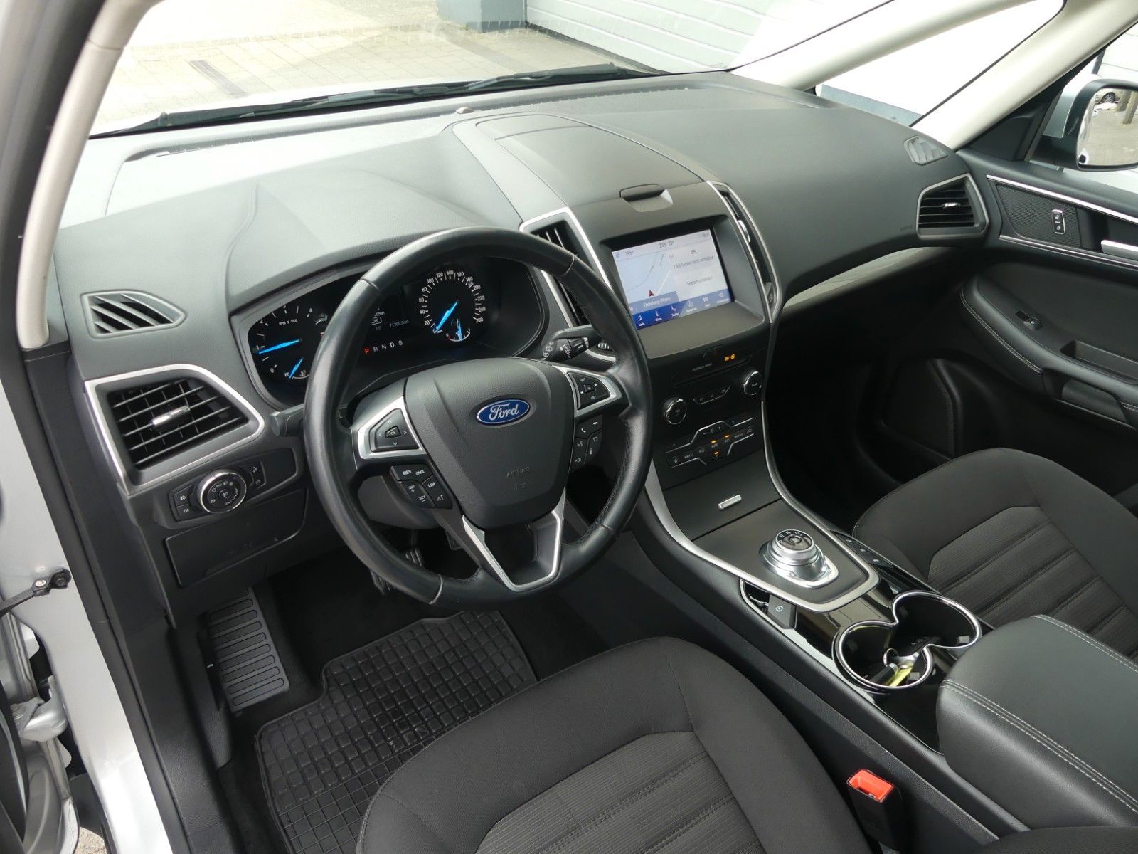 Fahrzeugabbildung Ford Galaxy Trend*Kamera*7 Sitze*