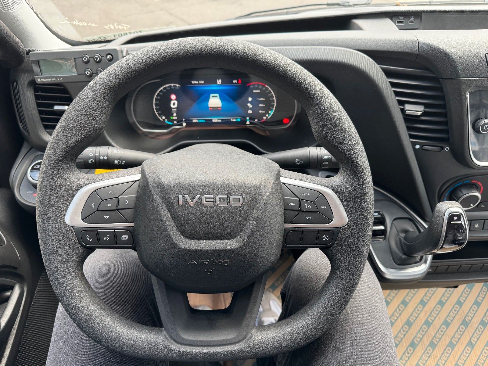 Fahrzeugabbildung Iveco Daily 35S16HA8/P Kühlkoffer