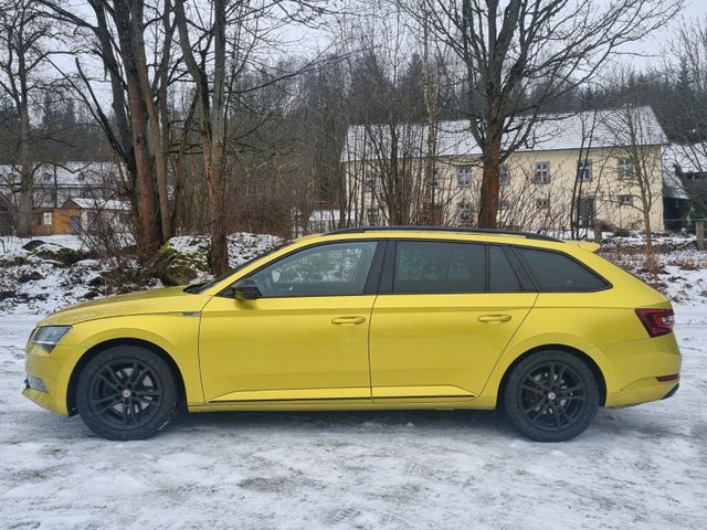 Skoda Superb Combi Sportline 4x4 mit Panodach 1.Hand