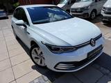 Volkswagen Golf VIII Lim. Style/LEDER/ACC/NAVI/MASSAG/MEMOR - VW Golf Gebrauchtwagen in Stuttgart