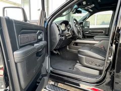 DODGE RAM 3500 Crew Cab Laramie 6.7l HO