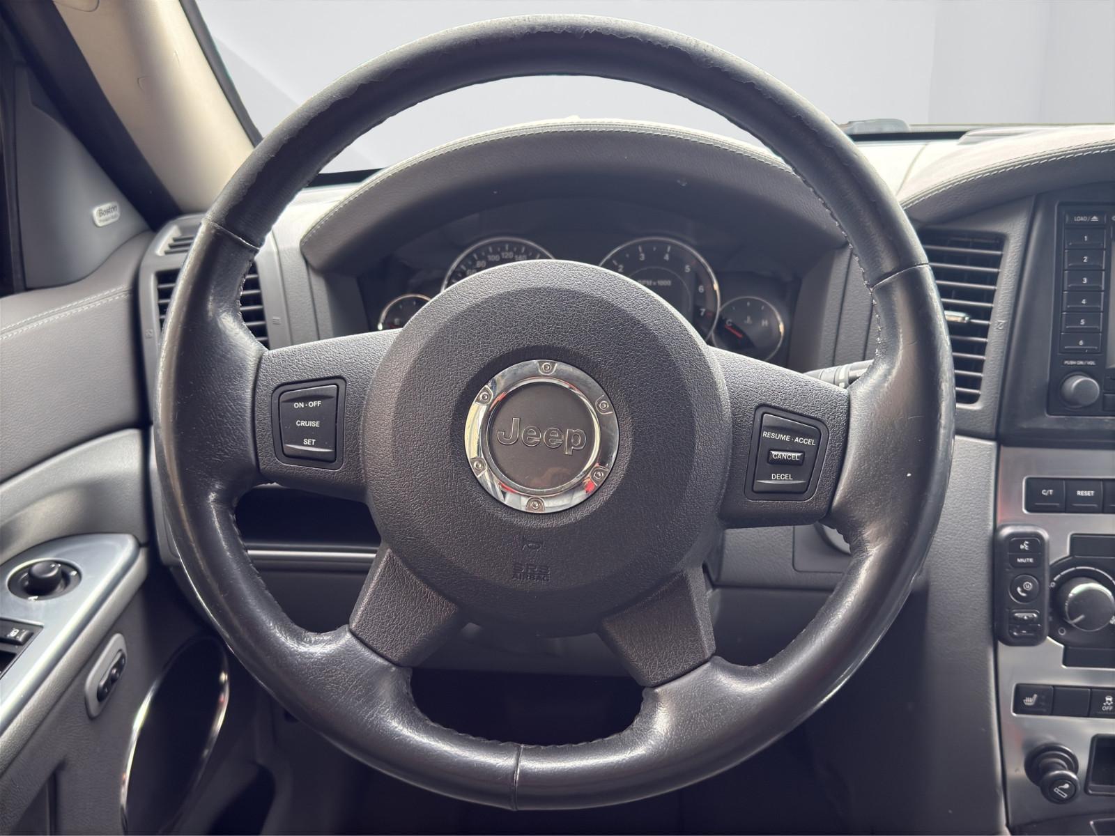 Jeep Grand Cherokee 3.0 CRD Limited 218ch - 2 ème main - Entretien Jeep - Toit ouvrant - Attelage