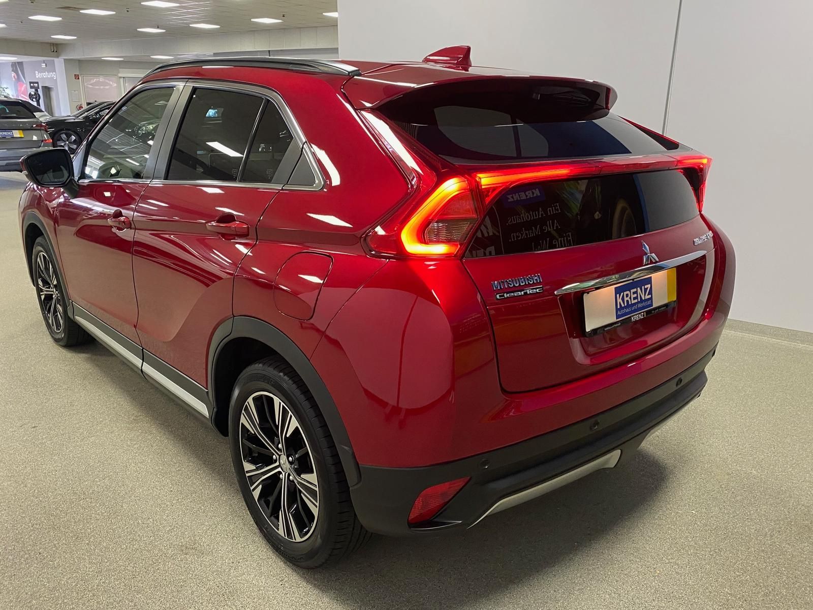 Fahrzeugabbildung Mitsubishi Eclipse Cross 1.5 T-MIVEC Intro Edition 2WD APP+