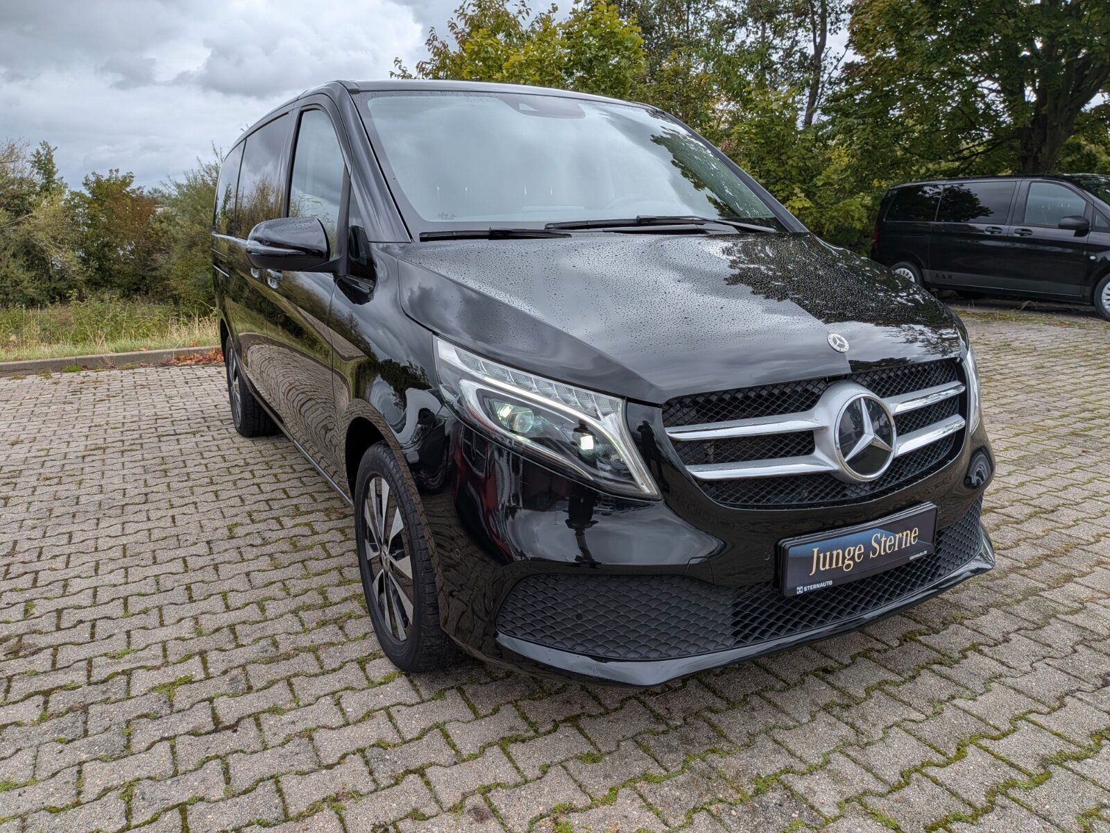 Mercedes-Benz V 250 d Edition lang LED NAV PANO STH LEDER imagem 2