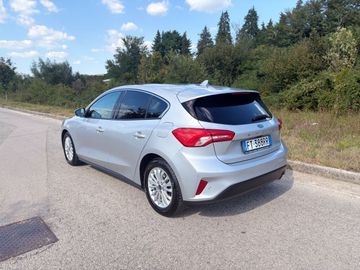 Ford Focus - 4