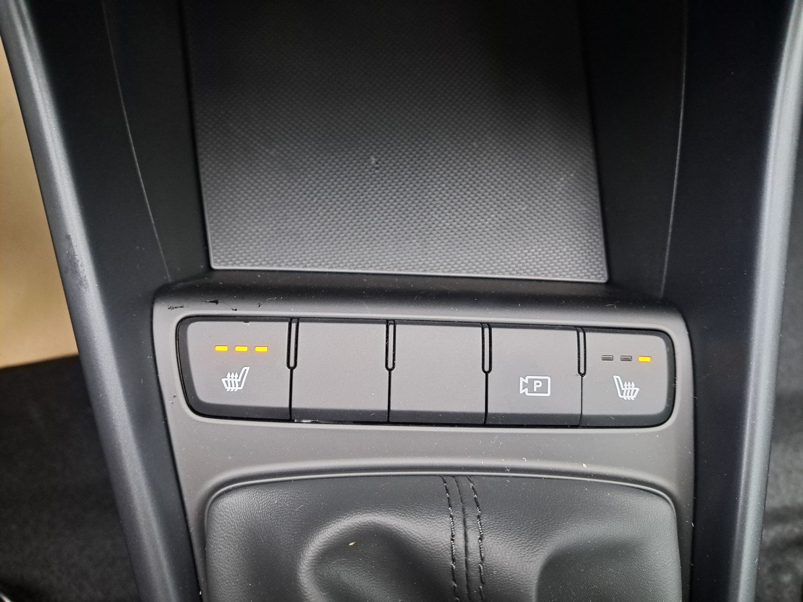 Fahrzeugabbildung Hyundai i20 1.2 NAVI ALU WINTERPAKET KAMERA KLIMA