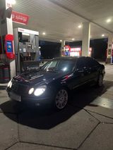 Mercedes-Benz Mercedes E500 W211 - Mercedes-Benz E 500 aus 2004