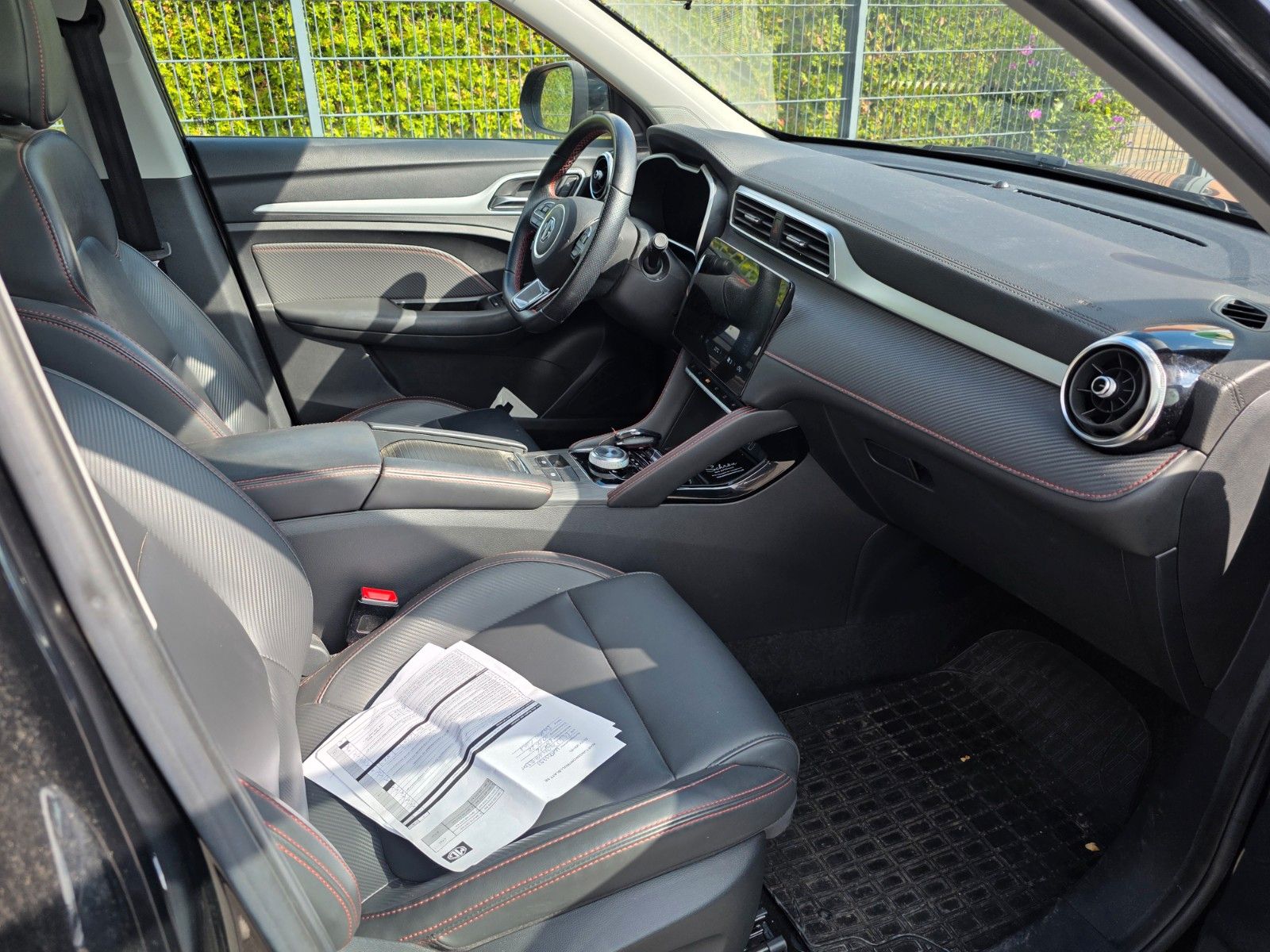 MG ZS