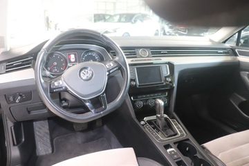 Fotografie des VW Passat 2.0 TSI BMT DSG Highline
