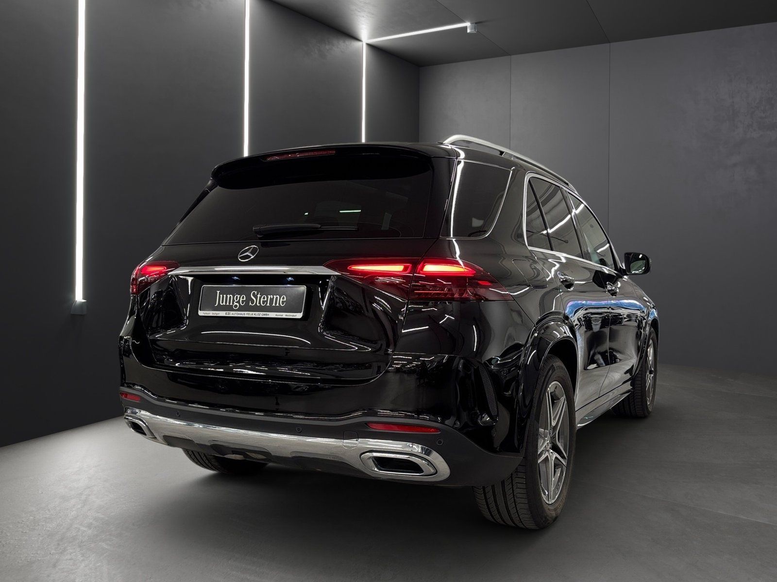 Fahrzeugabbildung Mercedes-Benz GLE 300 d 4M AMG*AHK*Pano*Airmatic*Burmester*360