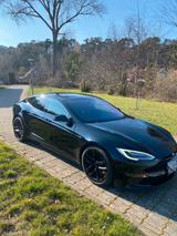 Tesla Model S Tri-Motor Allradantrieb Plaid Plaid - Behindertengerechte Tesla Model S