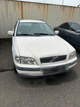 Volvo V40 Kombi - gebrauchte Volvo V40 aus dem Jahr 1999
