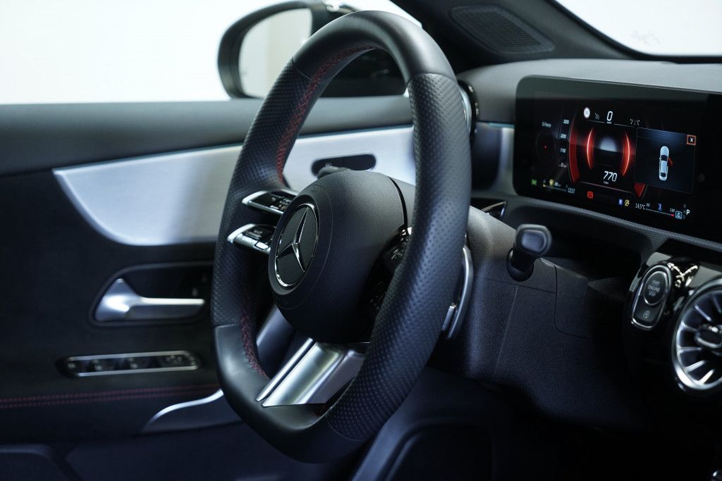 Mercedes Benz A 200