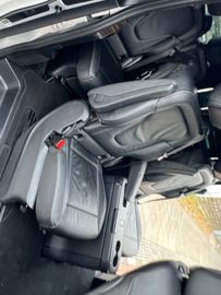 Mercedes V 220 - 12